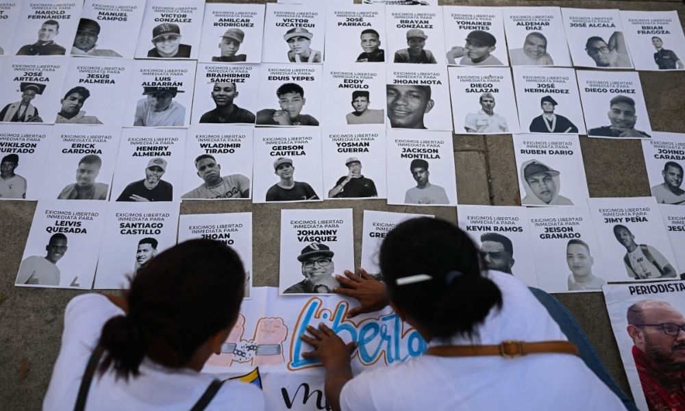 Venezuela liberta 88 pessoas detidas em manifestações pós-eleição de 2024