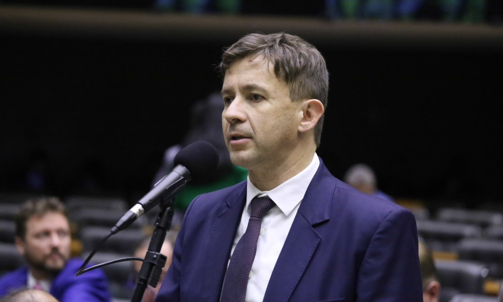 Entenda a operação da PF contra deputado suspeito de desviar emendas Pix