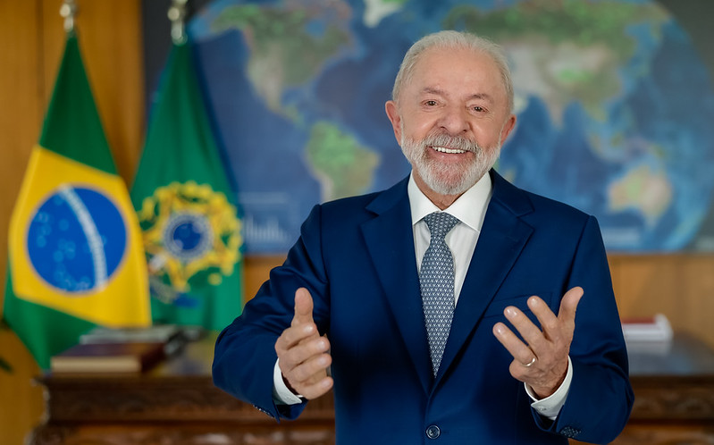 Atlas/Intel: Lula lidera em todos os cenários de 1º e de 2º turno