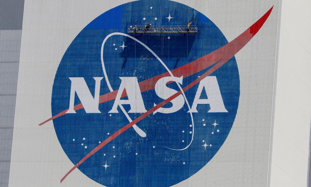 Nasa cancela primeira caminhada espacial devido a problema médico com astronauta
