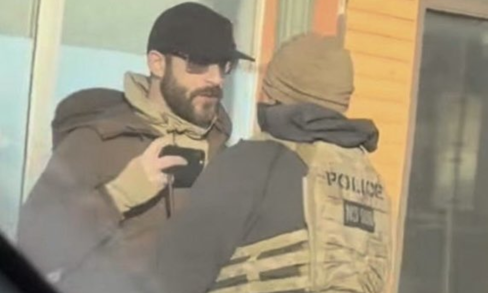 Governo dos EUA afasta dois agentes de imigração que mataram cidadão americano