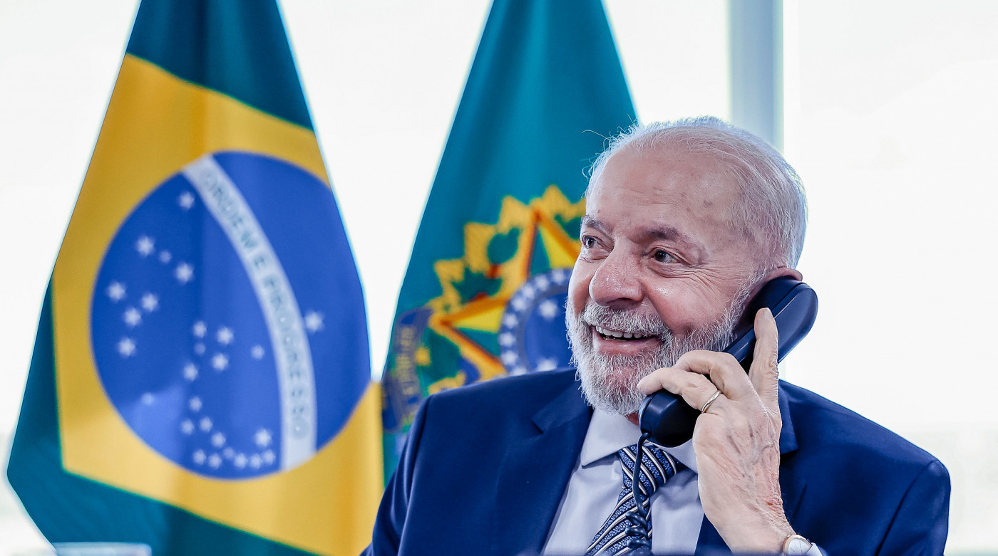 Após ligação com Petro, Lula conversa com premiê do Canadá e presidente do México