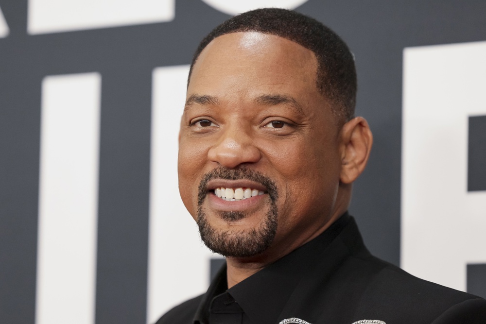 Will Smith é processado por violinista por assédio sexual e demissão, diz ‘Variety’
