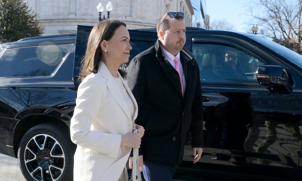 Maria Corina Machado pode transferir Nobel da Paz para Trump?