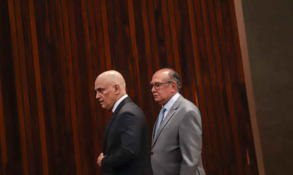 Moraes envia a Gilmar Mendes pedido de habeas corpus para prisão domiciliar de Bolsonaro