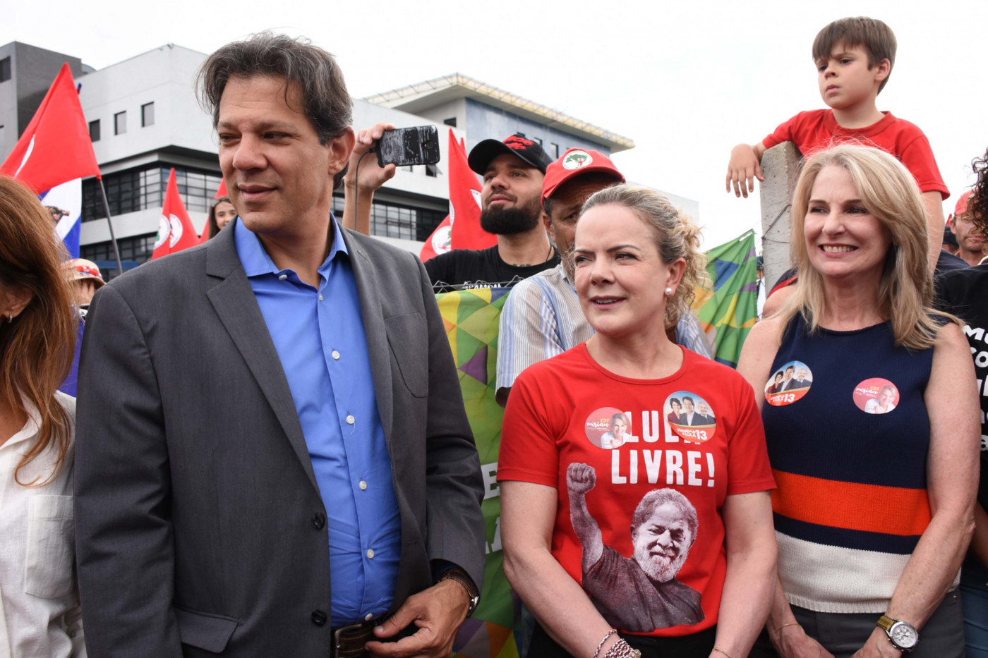 Gleisi, Haddad, Tebet: 17 ministros devem deixar o governo Lula por causa das eleições