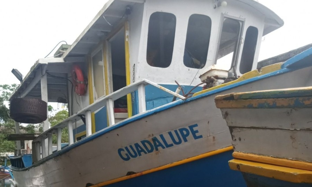 Naufrágio provocado por chuva forte deixa dois mortos em Ubatuba