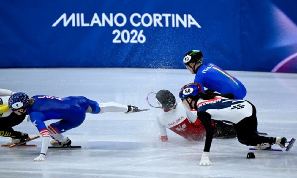 Atleta polonesa é atingida no rosto por lâmina de patins nas Olimpíadas de Inverno