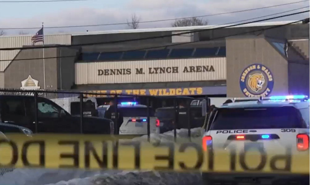 Polícia diz que atirador matou ex-esposa e filho em ataque a tiros nos EUA