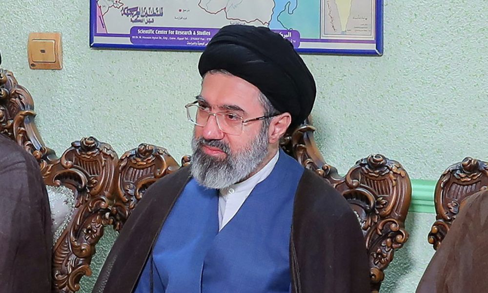 Filho de Khamenei é anunciado como novo líder supremo do Irã