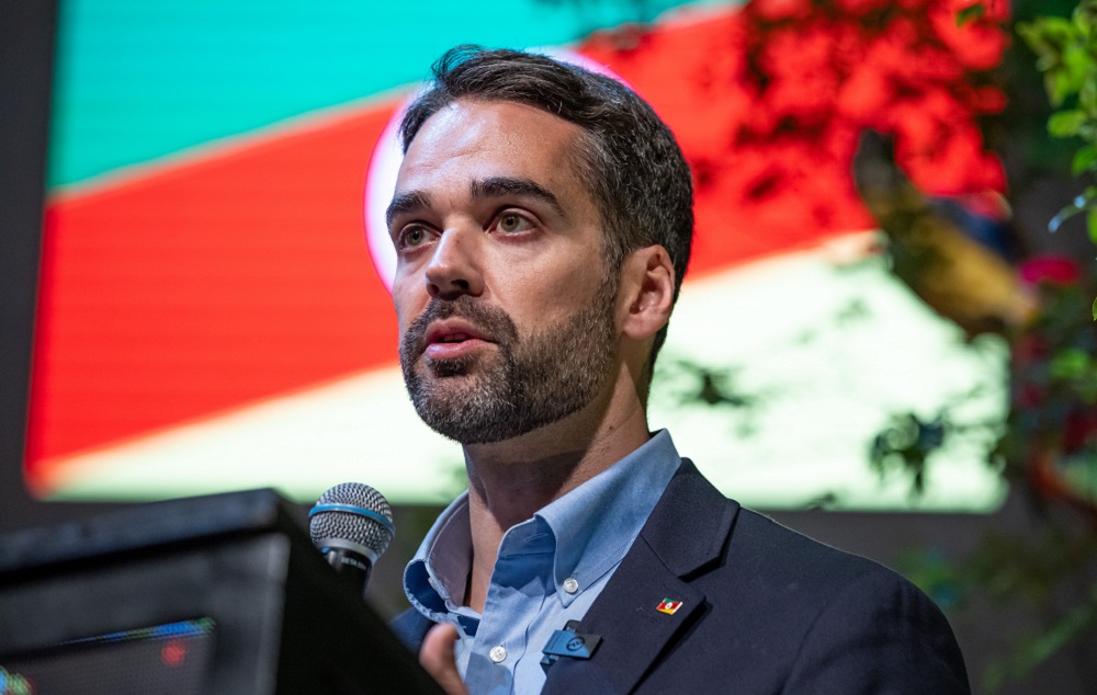 Eduardo Leite oficializa pré-candidatura à Presidência: ‘Reconstrução estratégica’