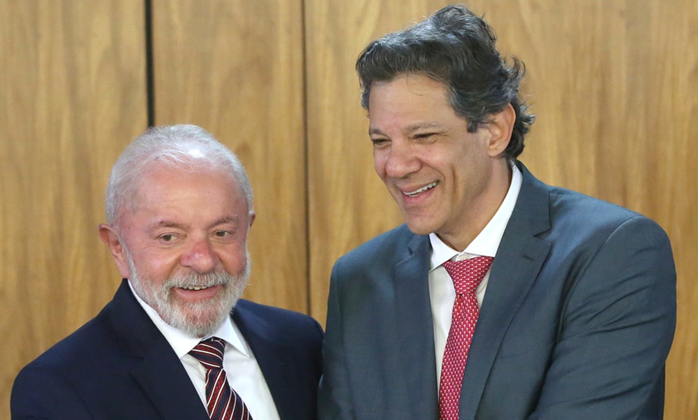 Lula oficializa saída de Haddad da Fazenda e nomeia Durigan como novo ministro