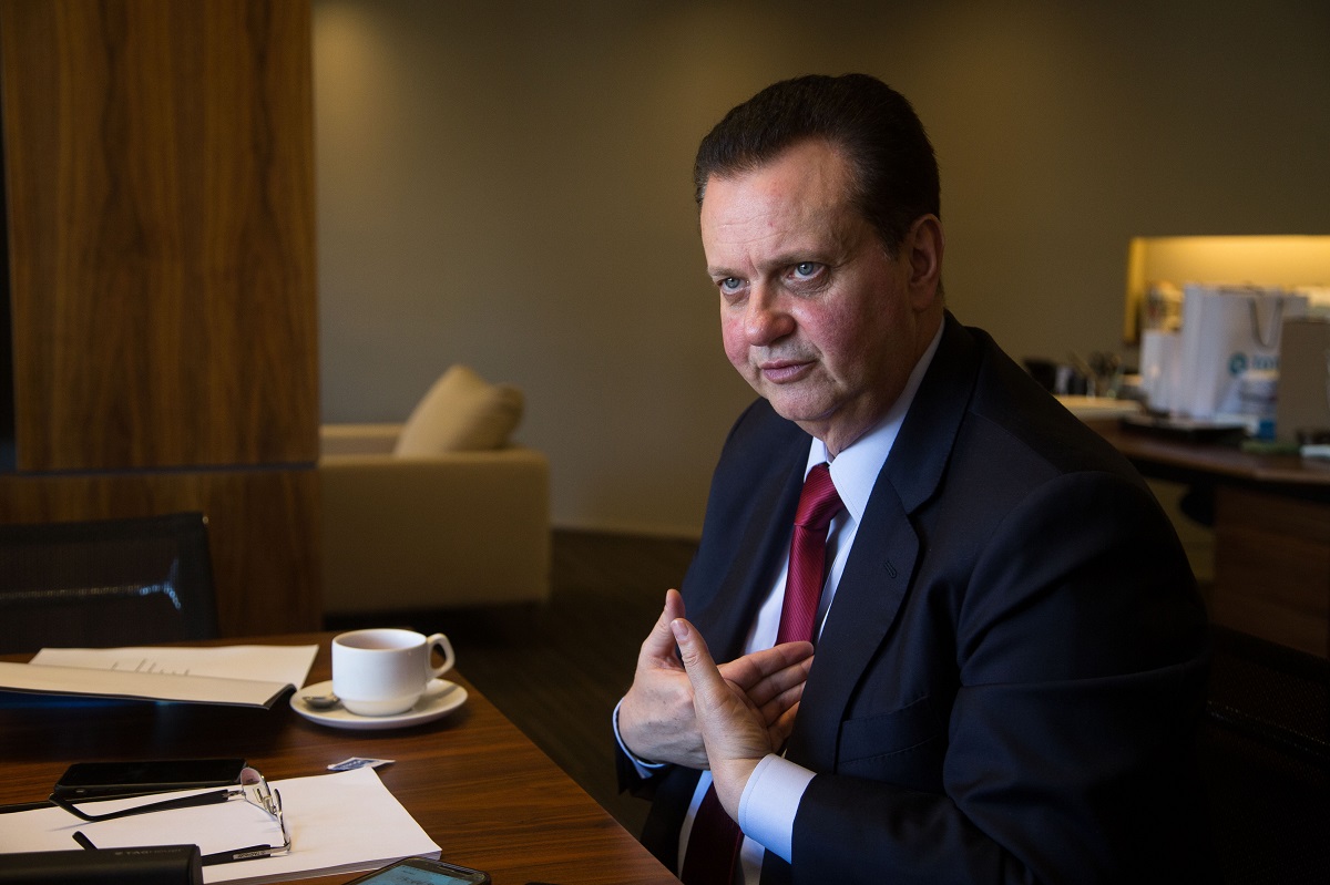 PSD mantém firme projeto de candidatura, diz Kassab após desistência de Ratinho Jr.