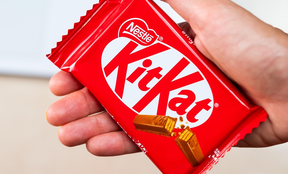 KitKat comunica roubo de 12 toneladas de chocolates e brinca com situação