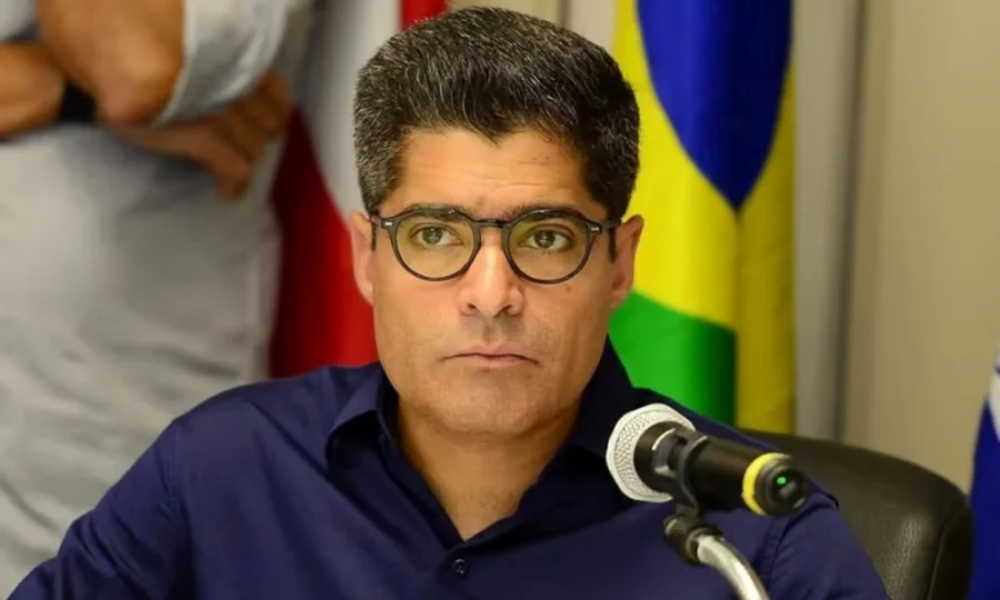 Pré-candidato ao governo da Bahia, ACM Neto recebeu mais de R$ 1,7 milhão do Master