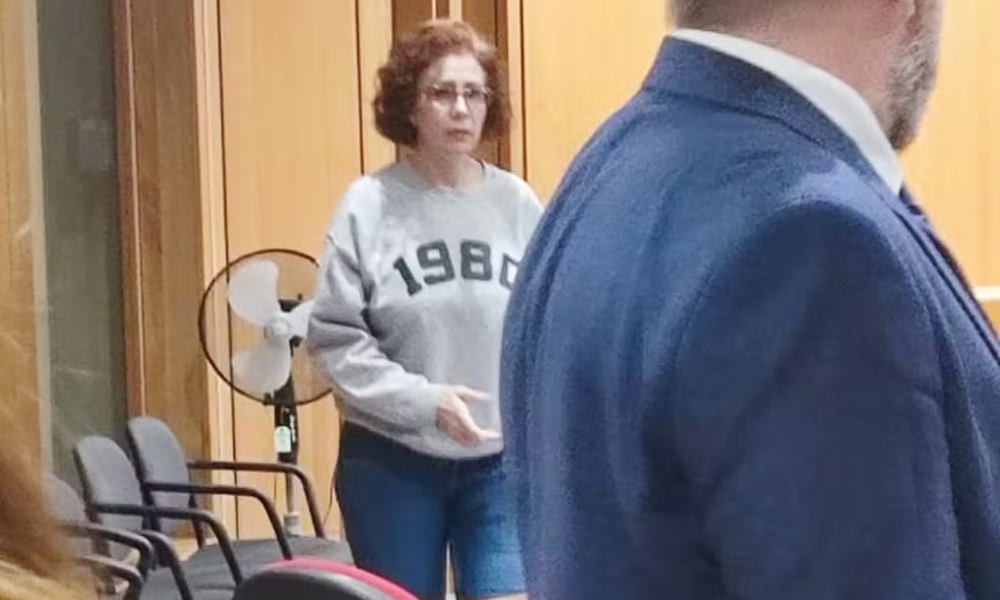 Extradição de Carla Zambelli: Justiça italiana atrasa decisão e envia documento ao STF