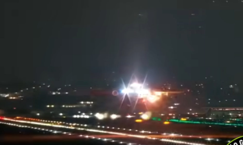 Choravam ‘de soluçar’, relata passageira de avião que teve explosão de turbina