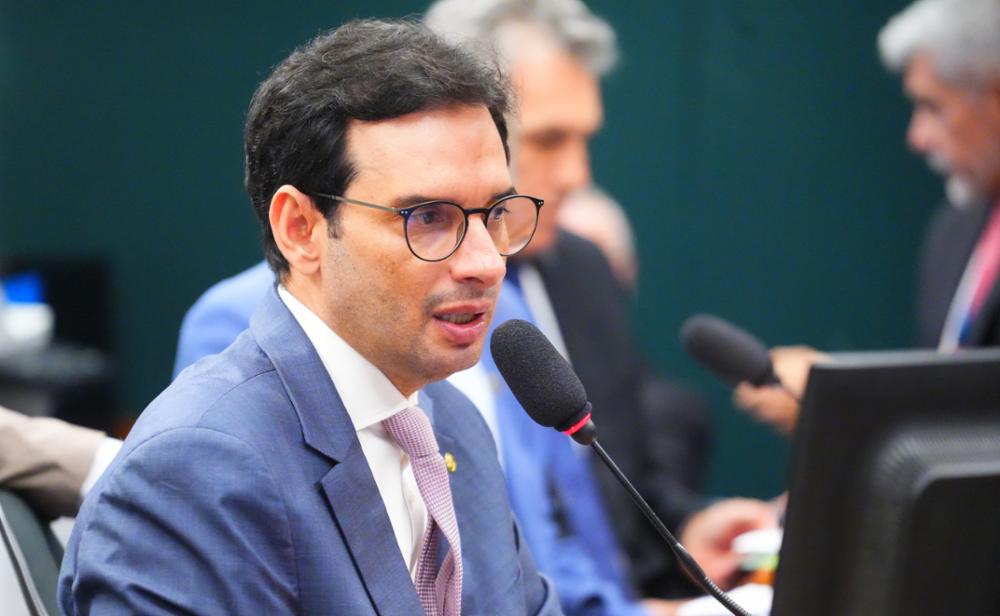 Motta anuncia Leo Prates como relator da comissão sobre o fim da escala 6×1 