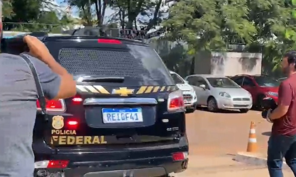 Vorcaro deixa hospital em Brasília após ser autorizado por Mendonça a fazer exames 