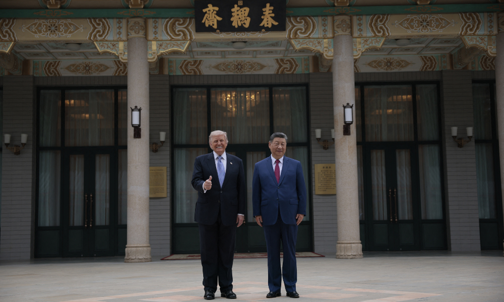 Trump conclui visita à China com ‘acordos fantásticos’ e oferta de ajuda em Ormuz
