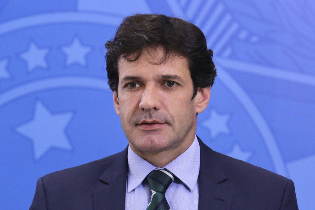 Com saída de Álvaro Antônio, governo Bolsonaro perde 12º ministro em dois anos