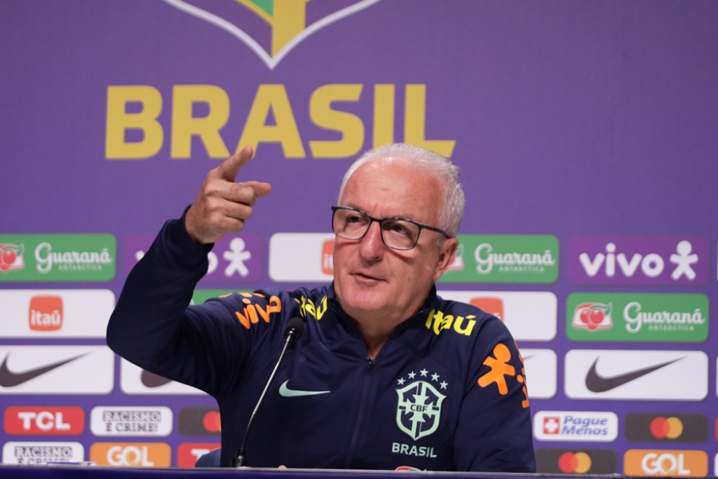 Treinador da seleção brasileira, Dorival Júnior vai assistir aos jogos dos times paulistas nesta semana