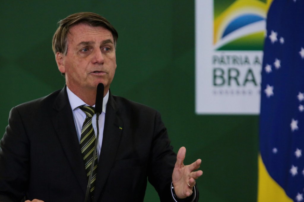 Bolsonaro diz que Brasil é o país que mais vacina contra a Covid-19 no mundo