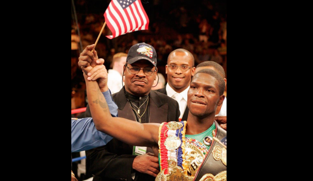Morre aos 67 anos Leon Spinks, lenda do boxe que derrotou Muhammed Ali