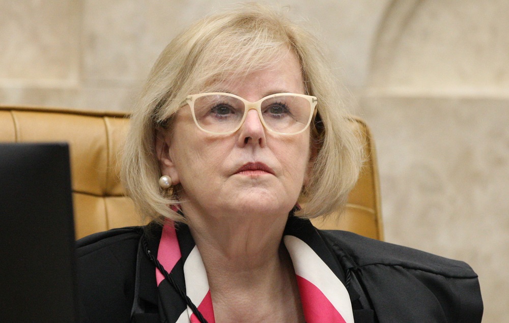 Rosa Weber critica falta de mulheres na cúpula do Judiciário em dia de indicação de Zanin para o STF