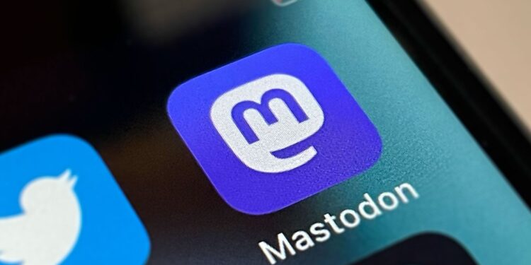 Rede social Mastodon ultrapassa 1 milhão de usuários após mudanças no Twitter
