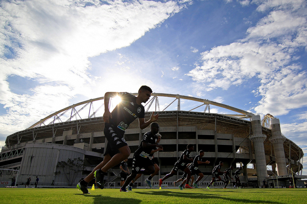 Botafogo anuncia assinatura de vínculo com investidor estrangeiro