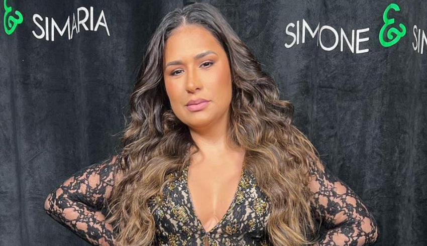 Simone se emociona em primeiro show sem Simaria: ‘Difícil ficar sem minha metade’