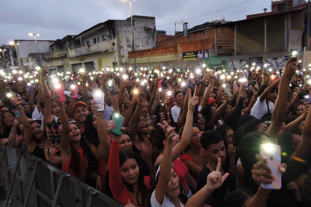 Virada Cultural em São Paulo atrai público e arrecada doações para o Rio Grande do Sul 