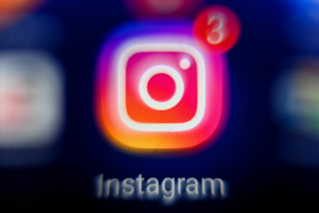 Usuários do Instagram relatam suspensão de contas na plataforma