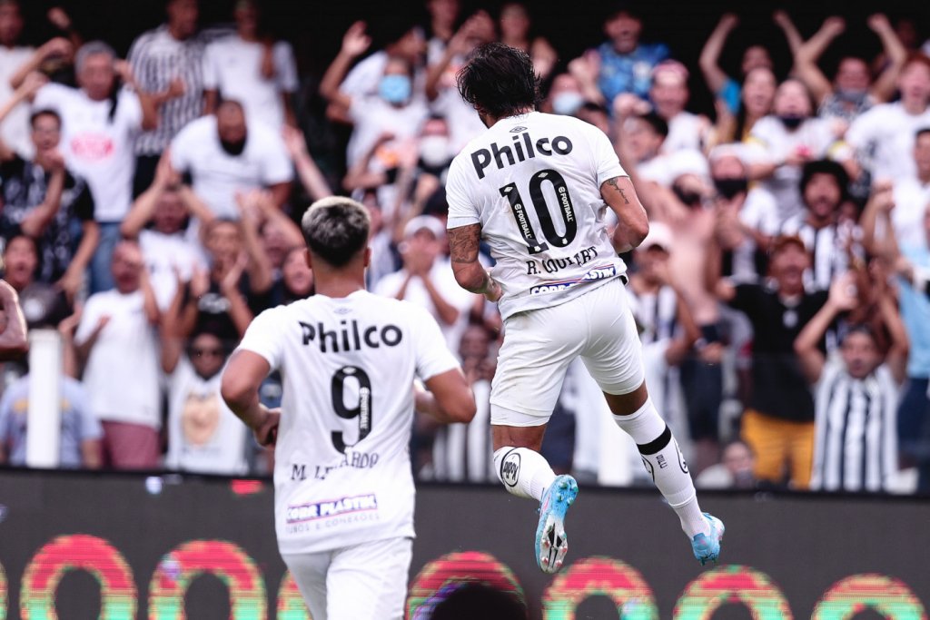 Goulart faz primeiro gol pelo Santos em vitória sobre o Ituano na Vila Belmiro